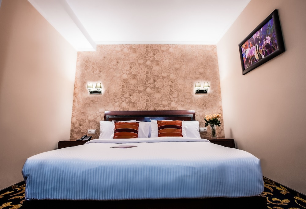 Deluxe Double or Twin Room photo 3