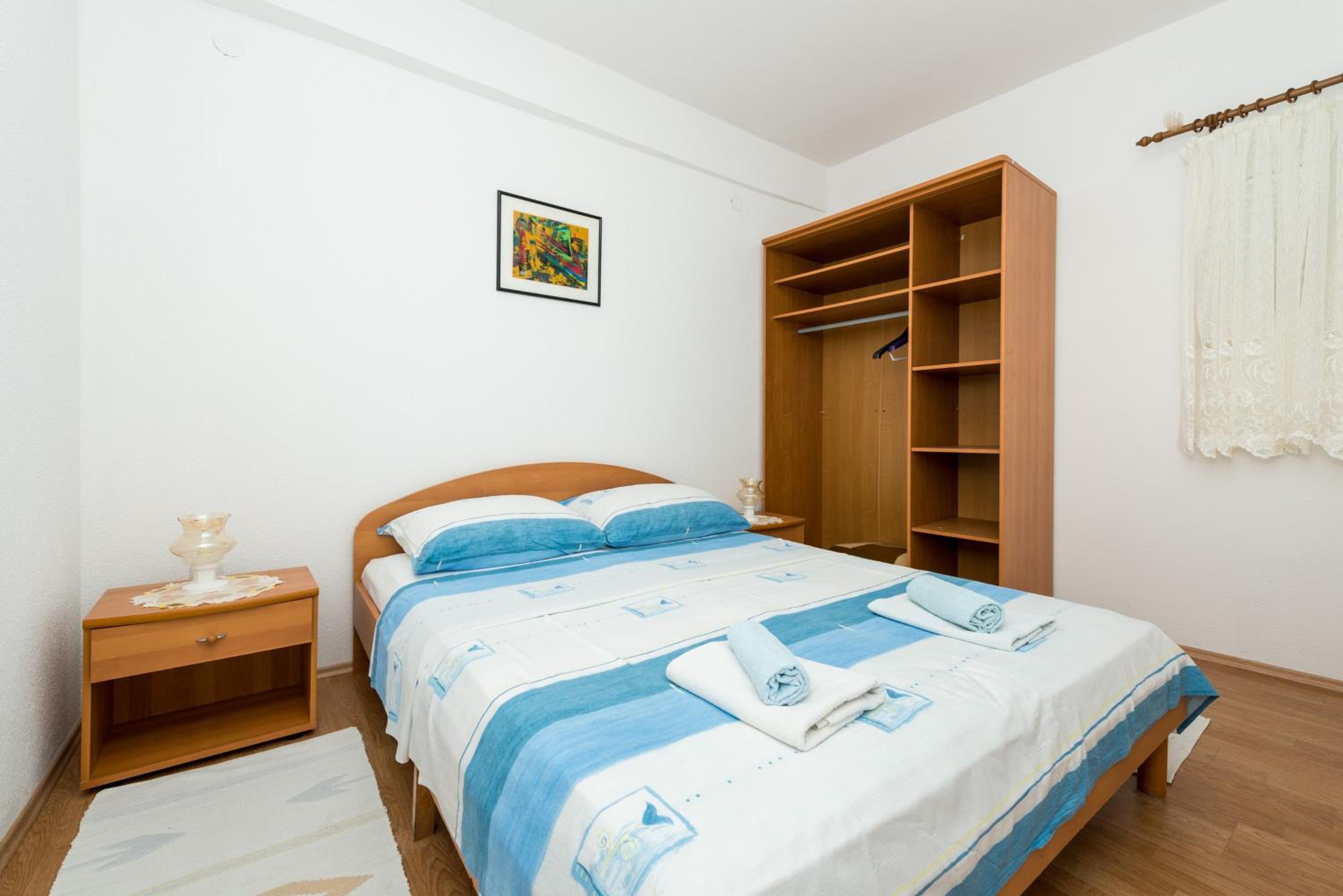 One-Bedroom Apartment with Balcony photo 1