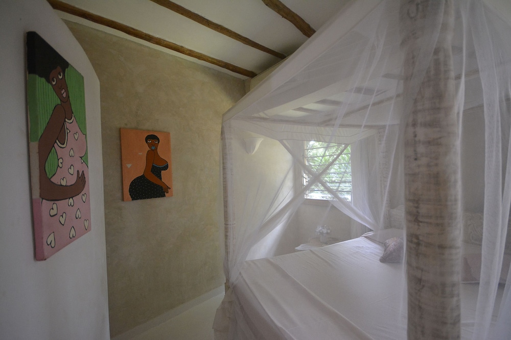 Luxury Villa, 4 Bedrooms, Private Pool, Ocean View (TEMBO) photo 3