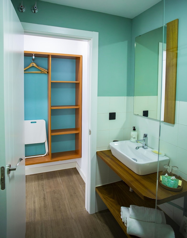 Double room 2 beds - private bathroom