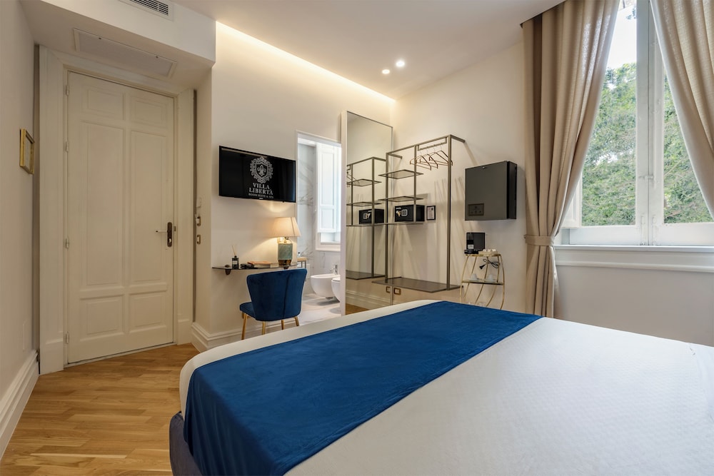 Premium Quadruple Room