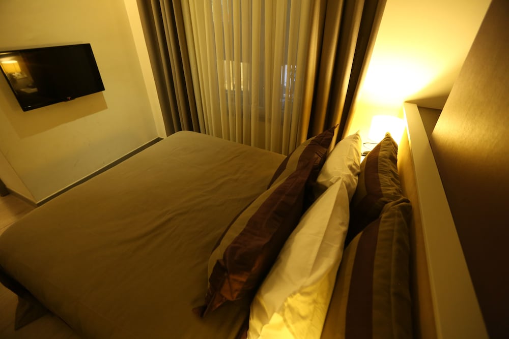Deluxe Suite, Kitchenette photo 2