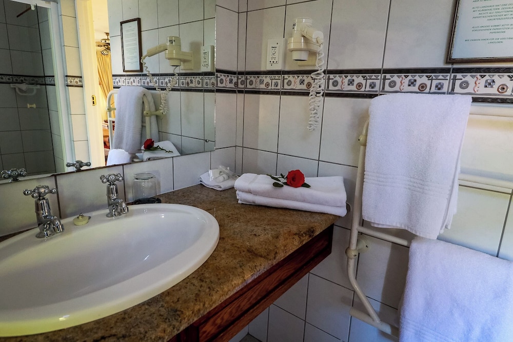 Suite, Garden Area photo 2