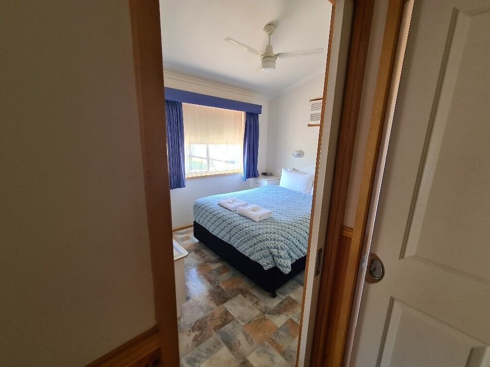 3BR Deluxe Accessible photo 3