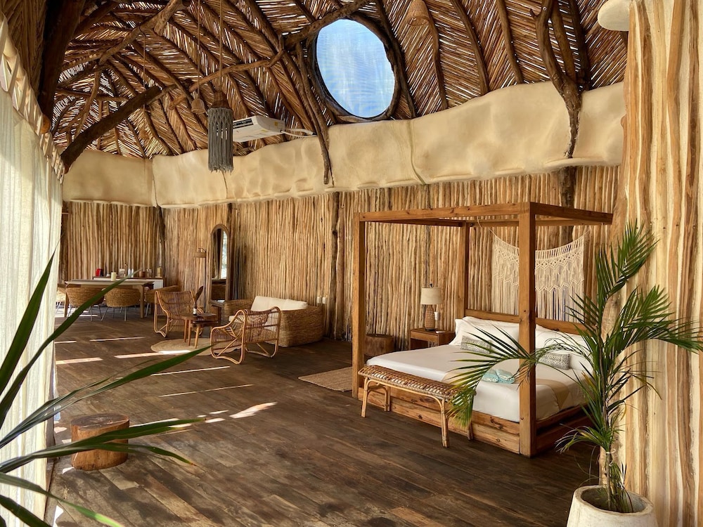 Presidential Overwater Suite