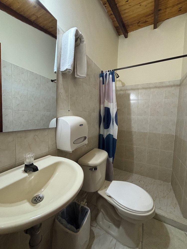 Deluxe Quadruple Room photo 2