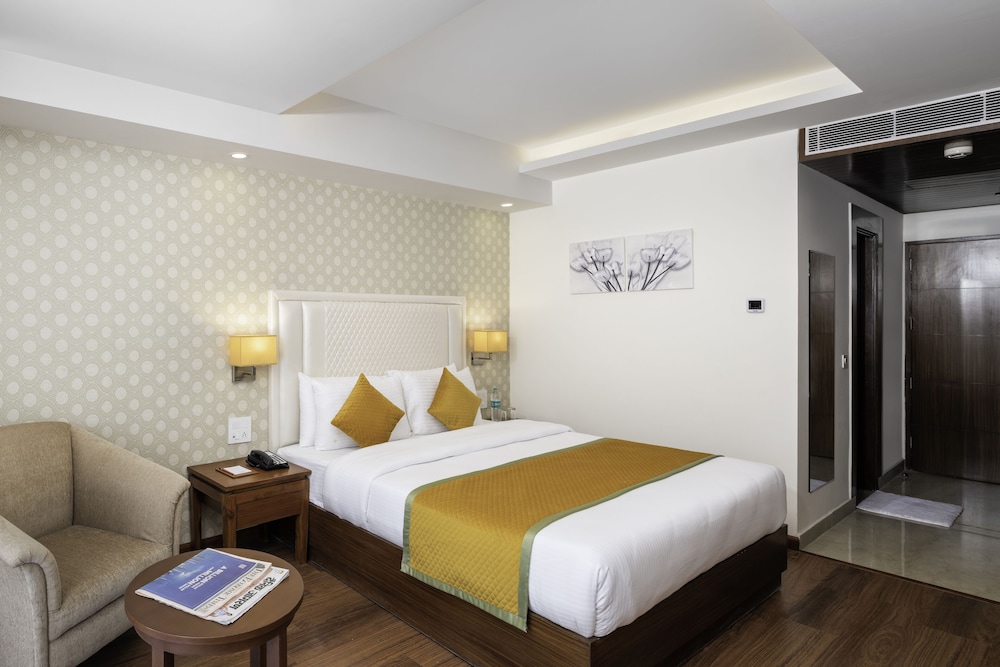 Club Room - Photo 1