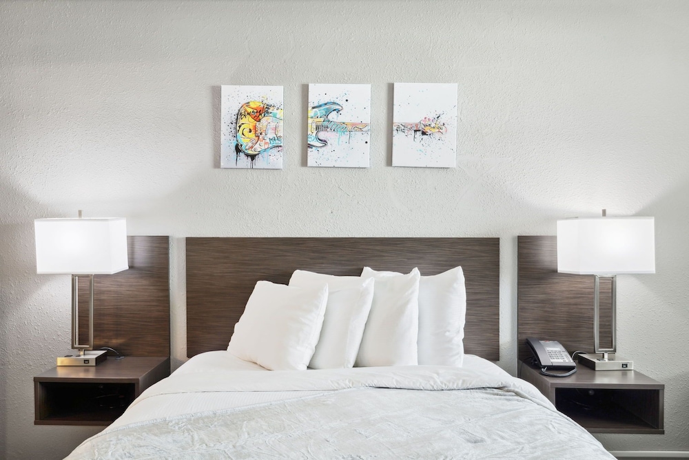 Standard Queen Room - Photo 2