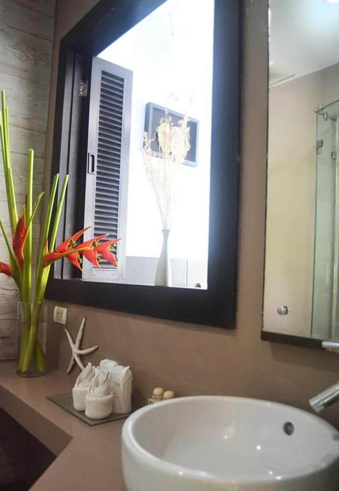 Superior Double Room, 1 Double Bed, Beach View photo 2