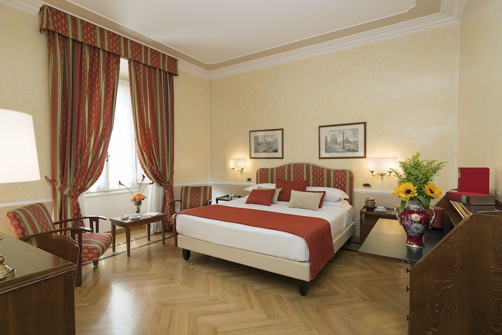 Superior Double or Twin Room - Photo 3