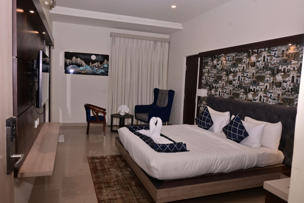 Luxury Room