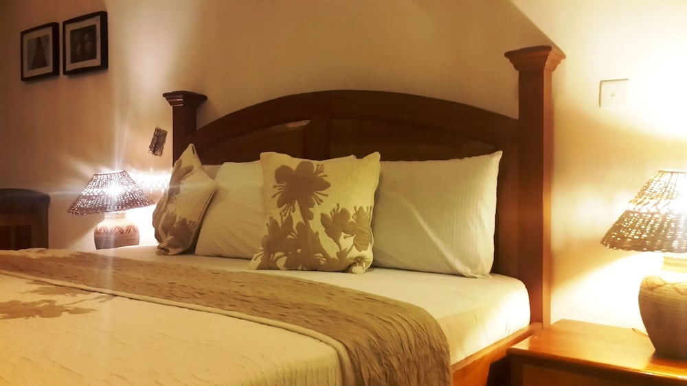 Standard Double Room, 1 Double Bed, Private Bathroom, Pool View photo 2