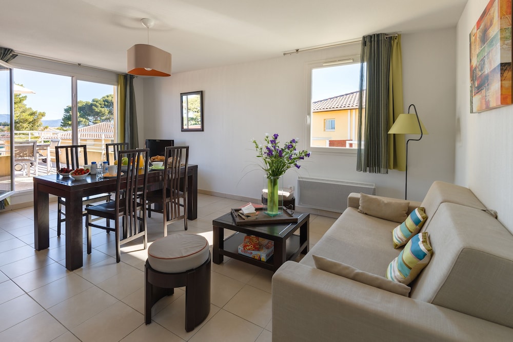 Two Bedroom Apartment (Split level) 6 pers. photo 1