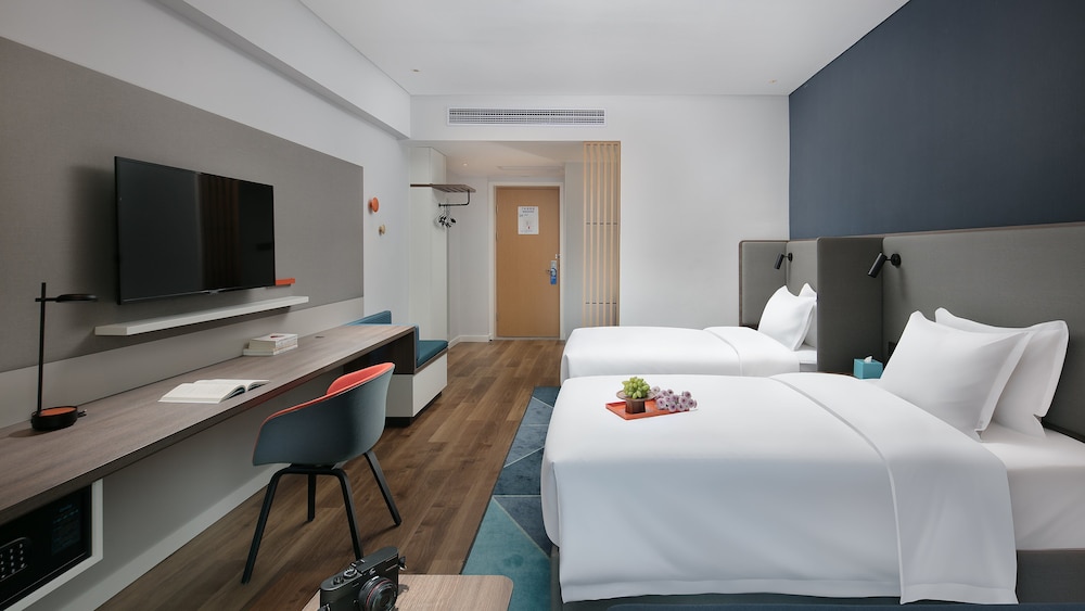 Standard Room, 2 Twin Beds - Photo 5