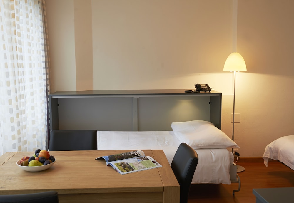 Apartment (Long Stay) photo 3