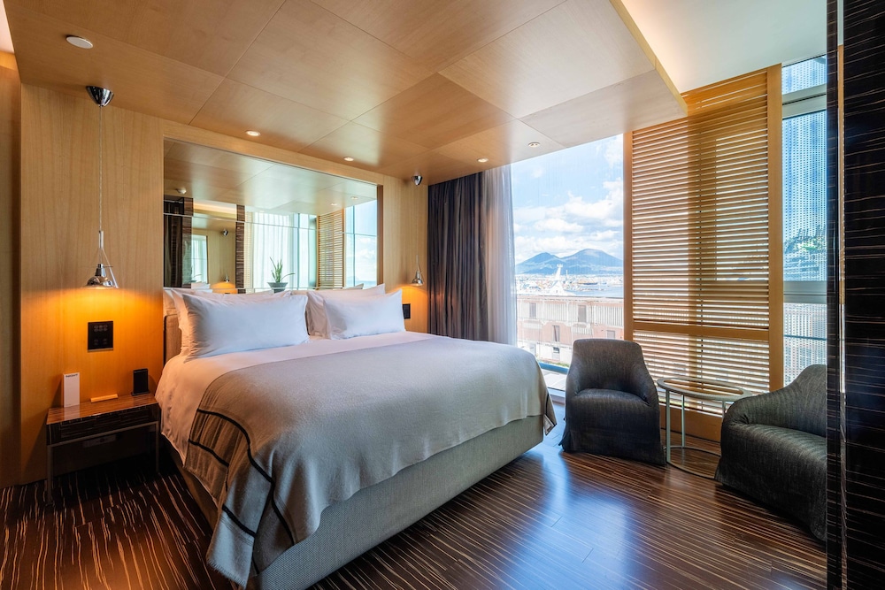 Grand Suite Harbour View