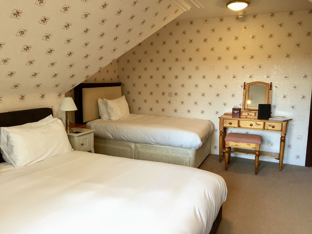 Superior Double Room, Ensuite (Super King/Triple) photo 3