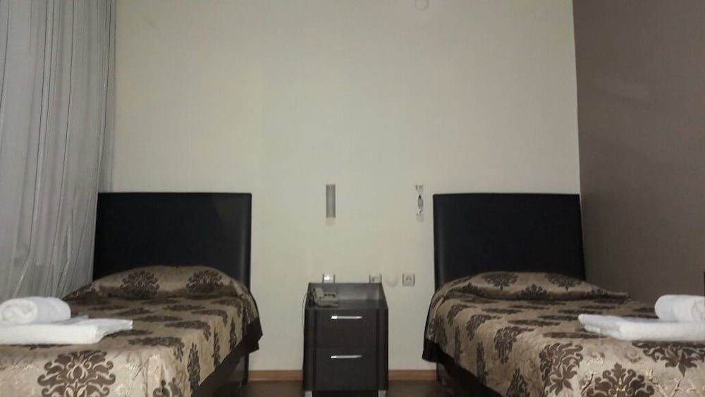 Standard Triple Room photo 2