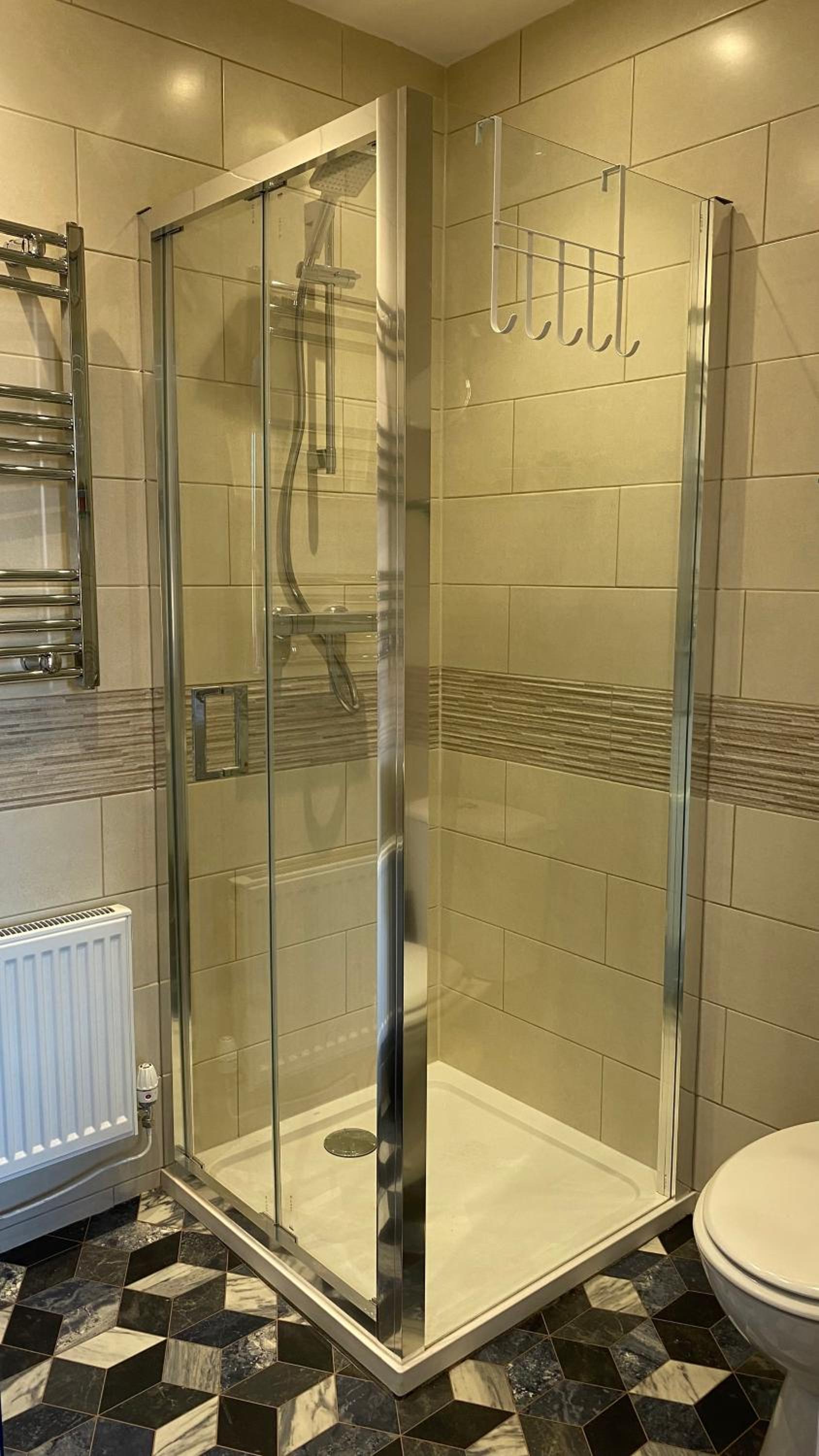 King Room 3 with private bathroom photo 3