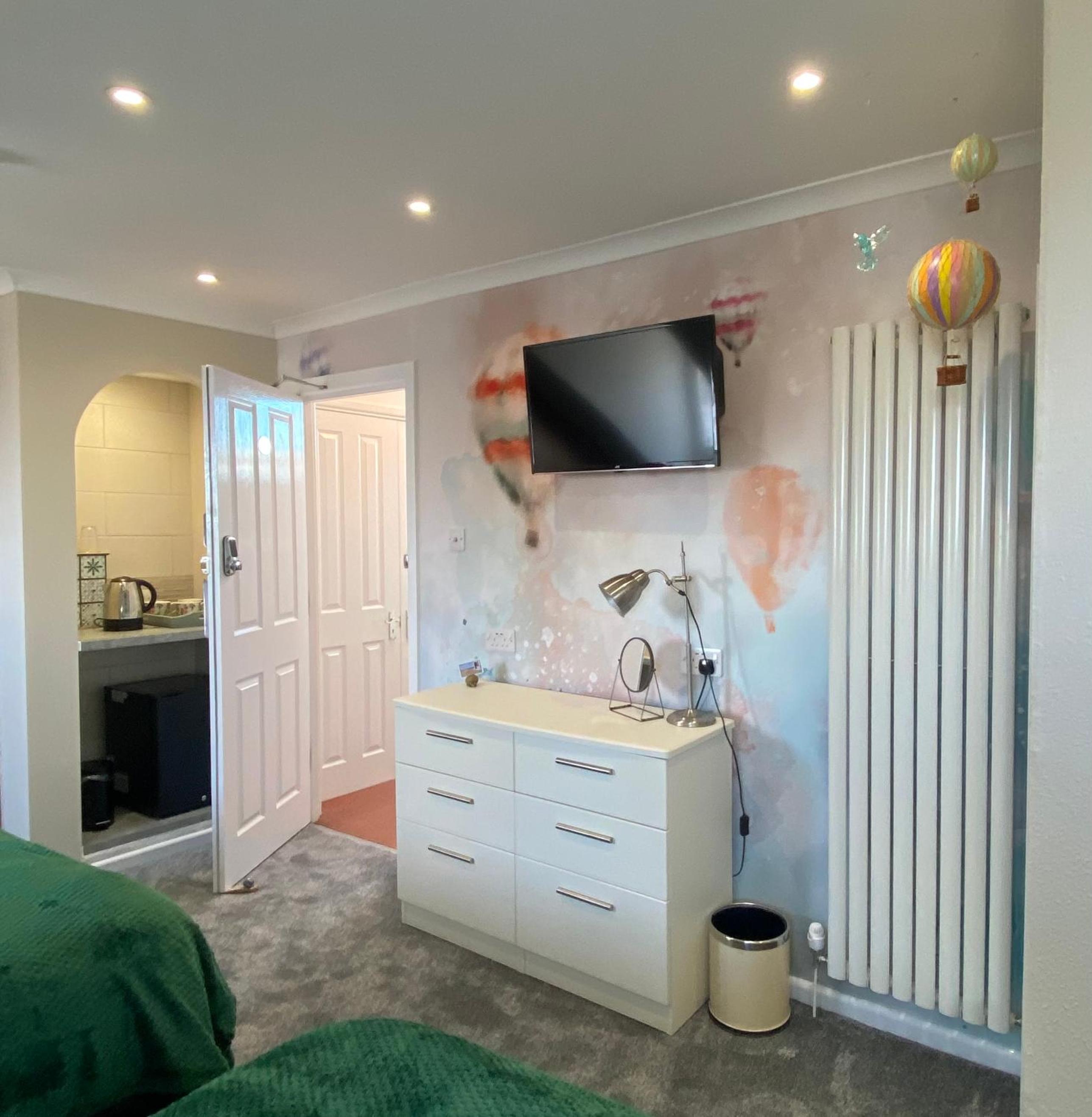  Triple Room with Private Bathroom photo 3