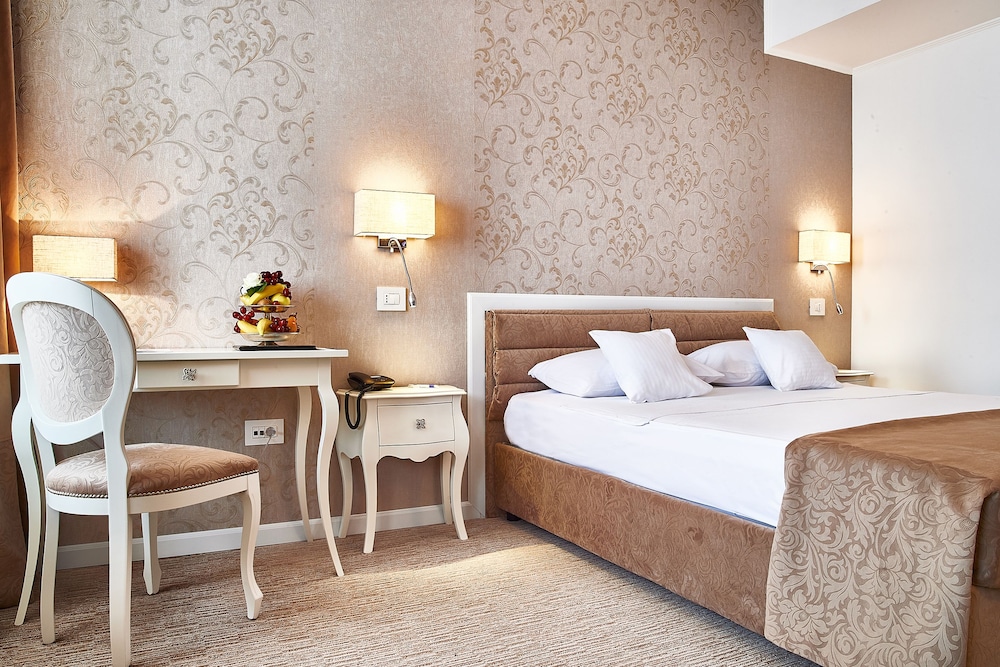 Family Suite - Photo 1
