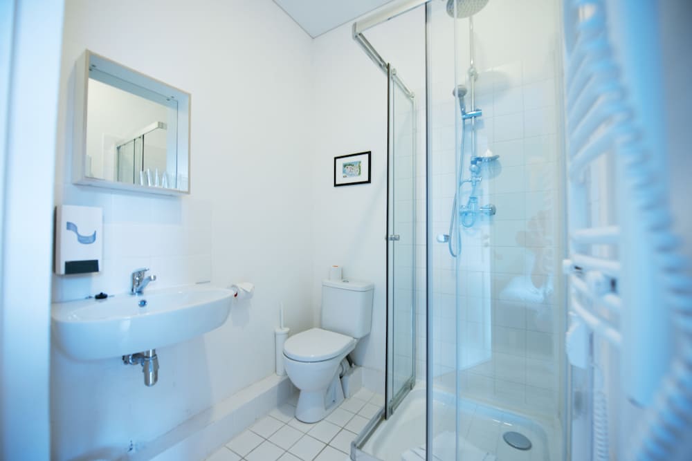 Standard Double or Twin Room photo 2