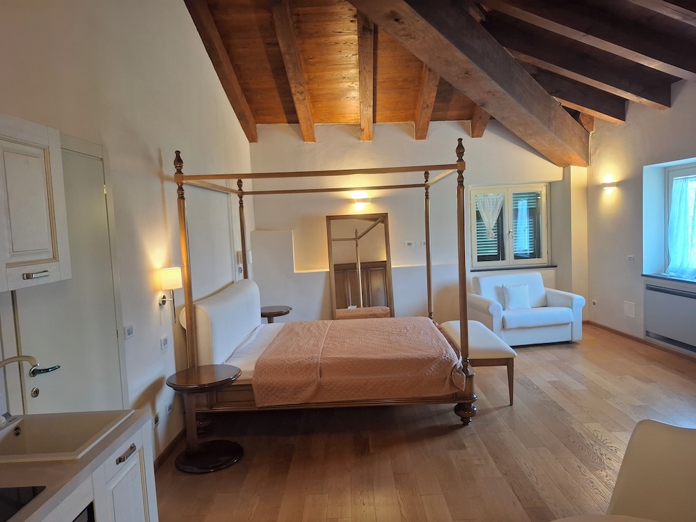 Deluxe Studio, Garden View