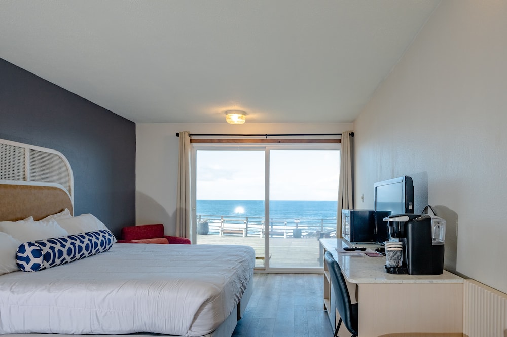 King Room with Ocean View photo 1