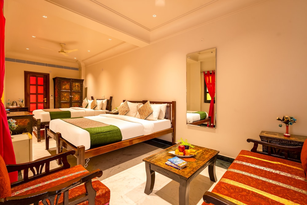 Deluxe Double or Twin Room - Photo 2