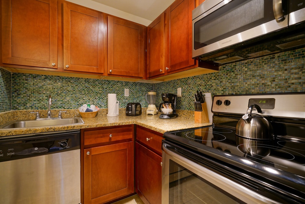 Studio, Kitchen - Photo 6
