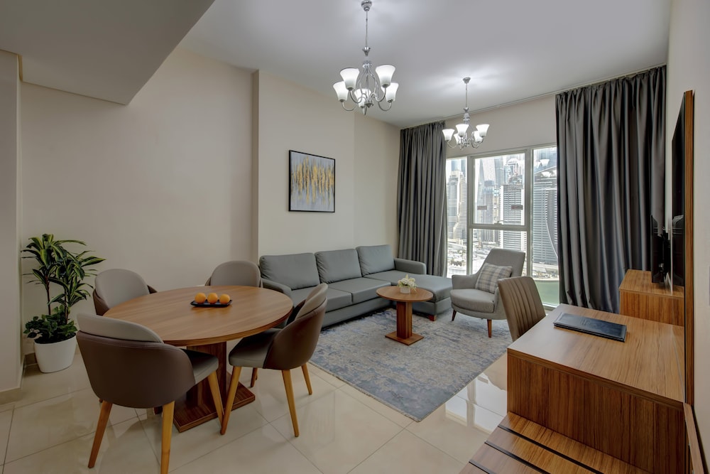 Premium One bed Room Apartment With Marina View & Balcony photo 2