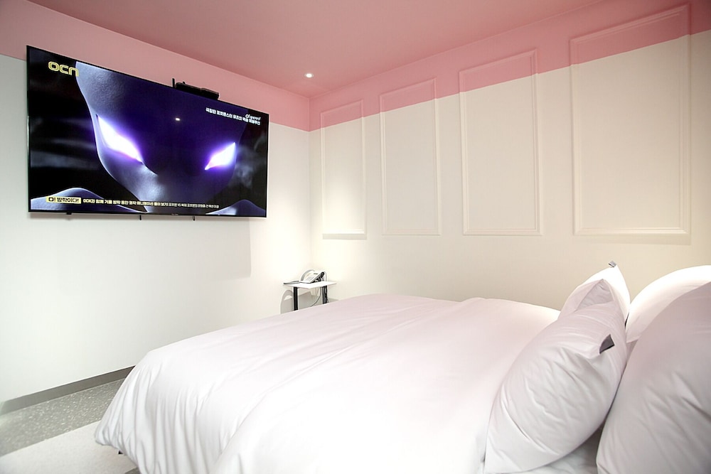 Premium Double Room, 1 Double Bed, Non Smoking photo 2