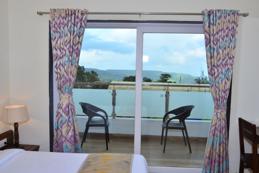 Premium Suite, Balcony