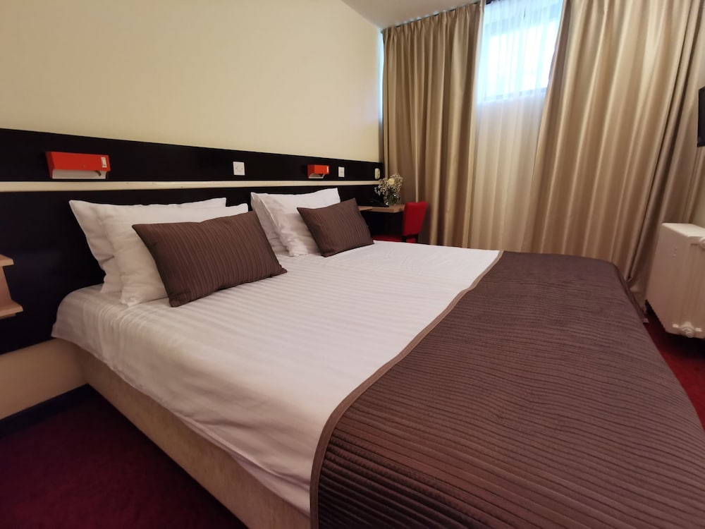Economy Double or Twin Room, Ground Floor photo 2