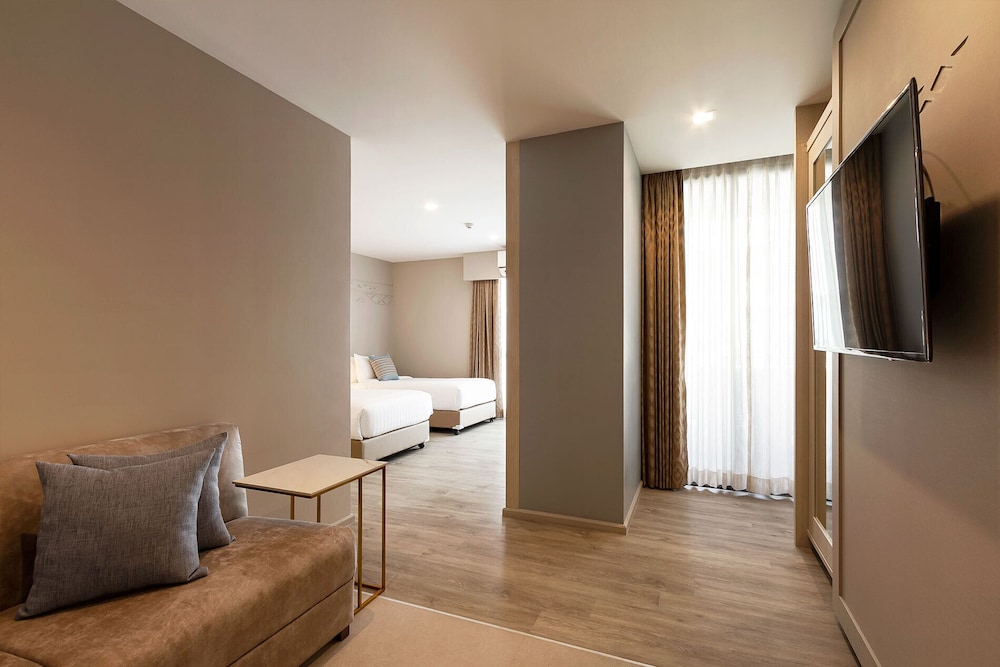 Deluxe Room, 2 Twin Beds - Photo 3