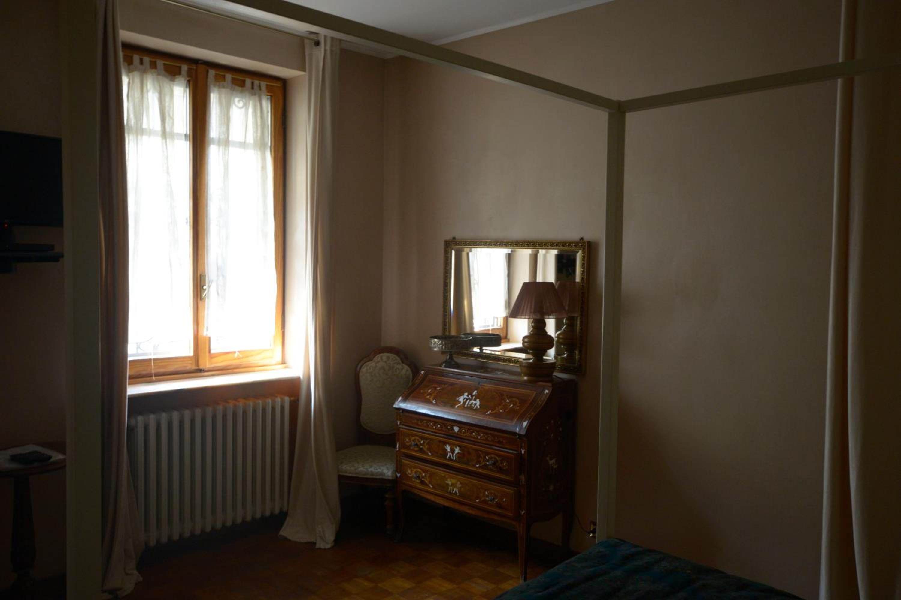 King Room with Balcony photo 3