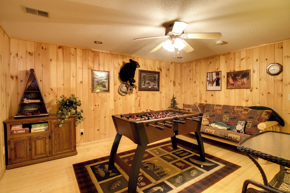 House (4 Bedrooms) photo 2