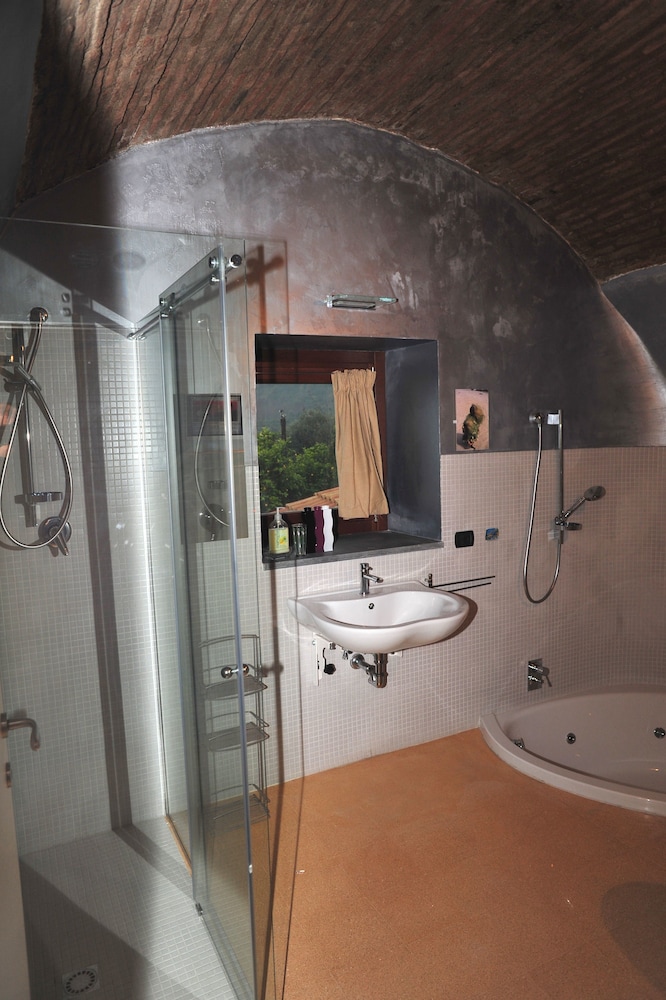 Deluxe Room, 1 Queen Bed (Sapienza) photo 2