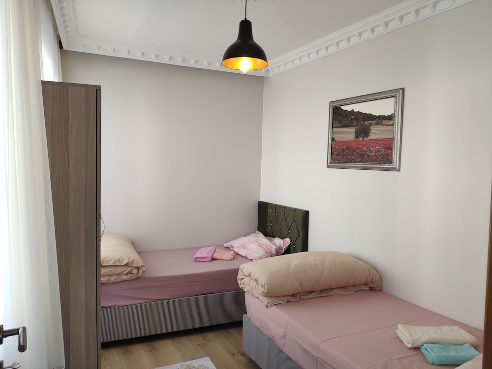 Apartment, 3 Bedrooms, Sea View photo 3