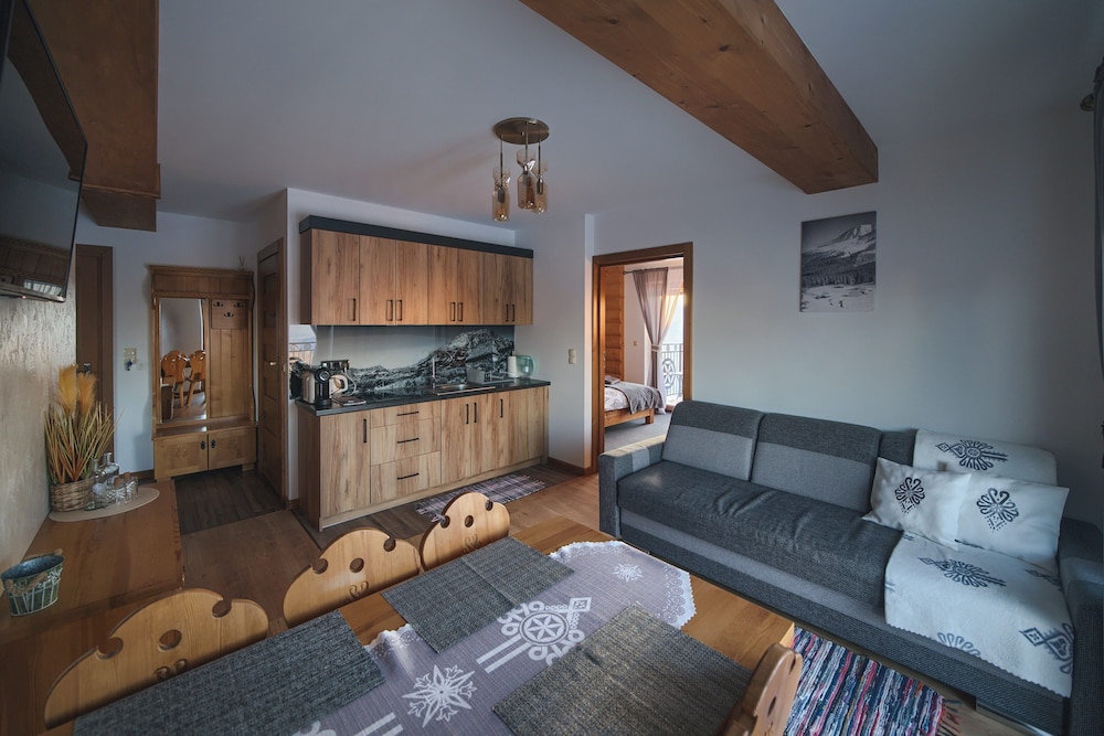 Apartament typu Deluxe z balkonem i widokiem na góry photo 3