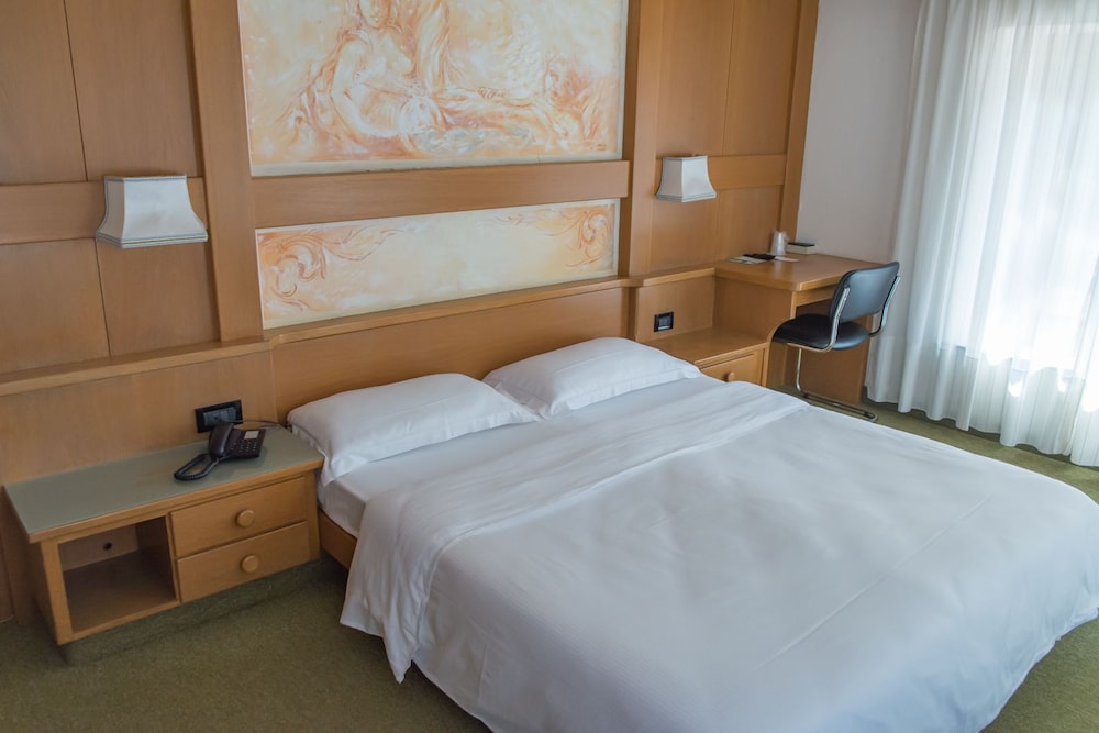 Standard Double or Twin Room, 1 Double or 2 Twin Beds
