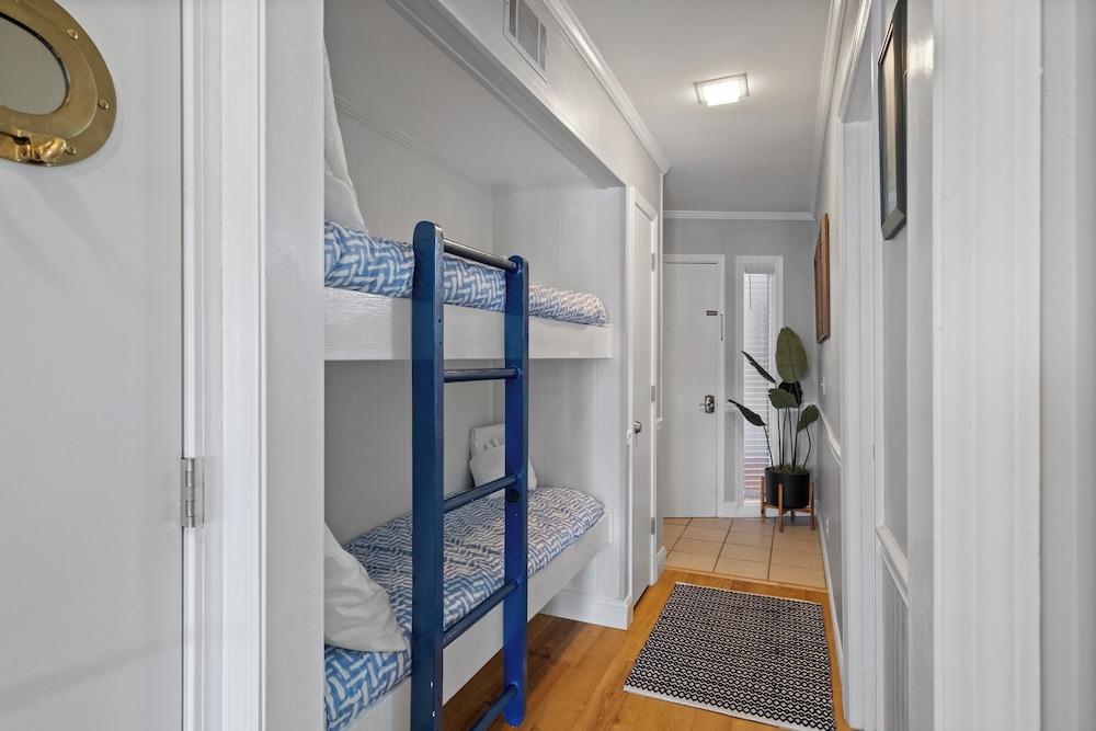 Apartment (1 Bedroom) photo 2