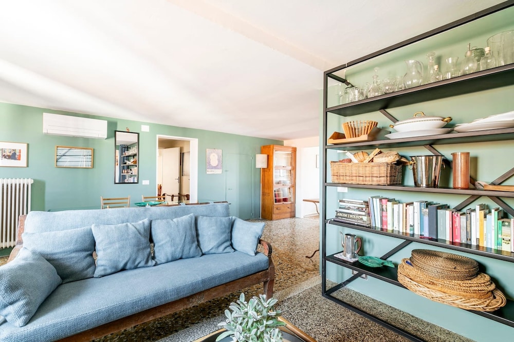 Premium Apartment photo 2