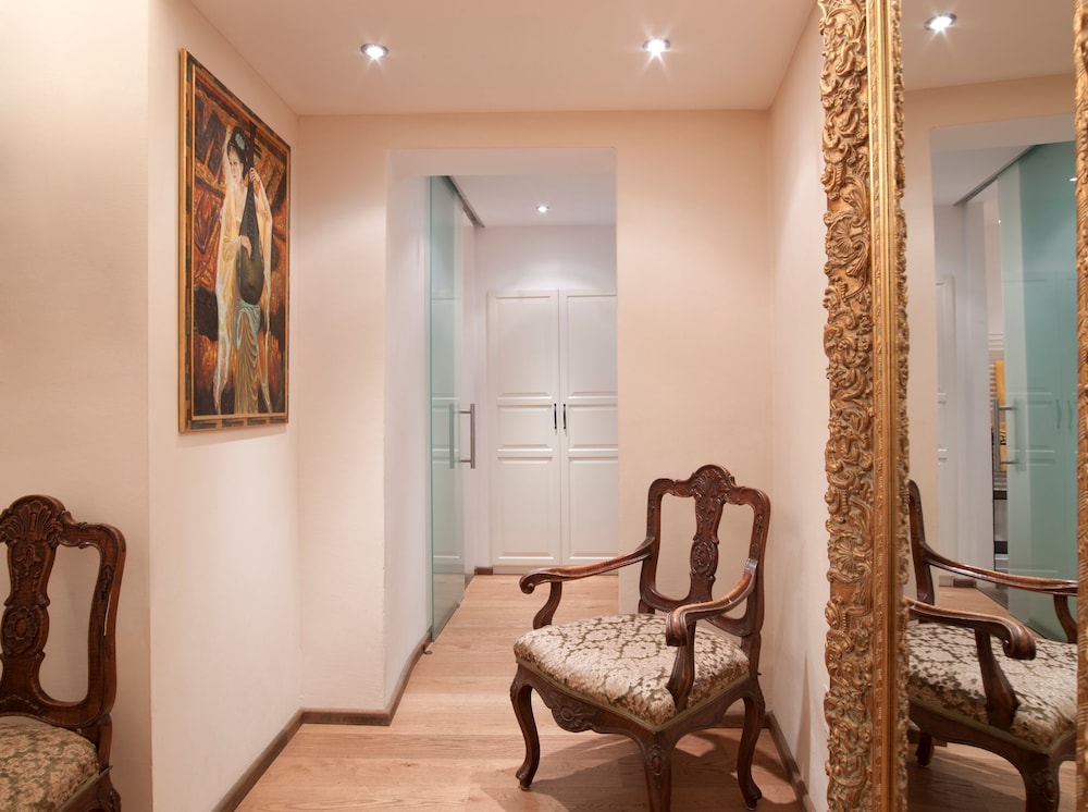 Standard Double Room - Photo 7