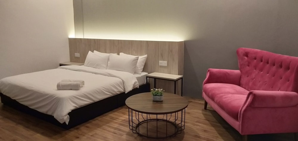 Deluxe Double Room, 1 King Bed, Non Smoking, photo 6