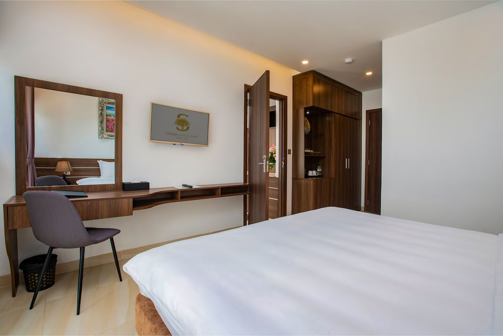 Deluxe Double or Twin Room, Lake View - Photo 10