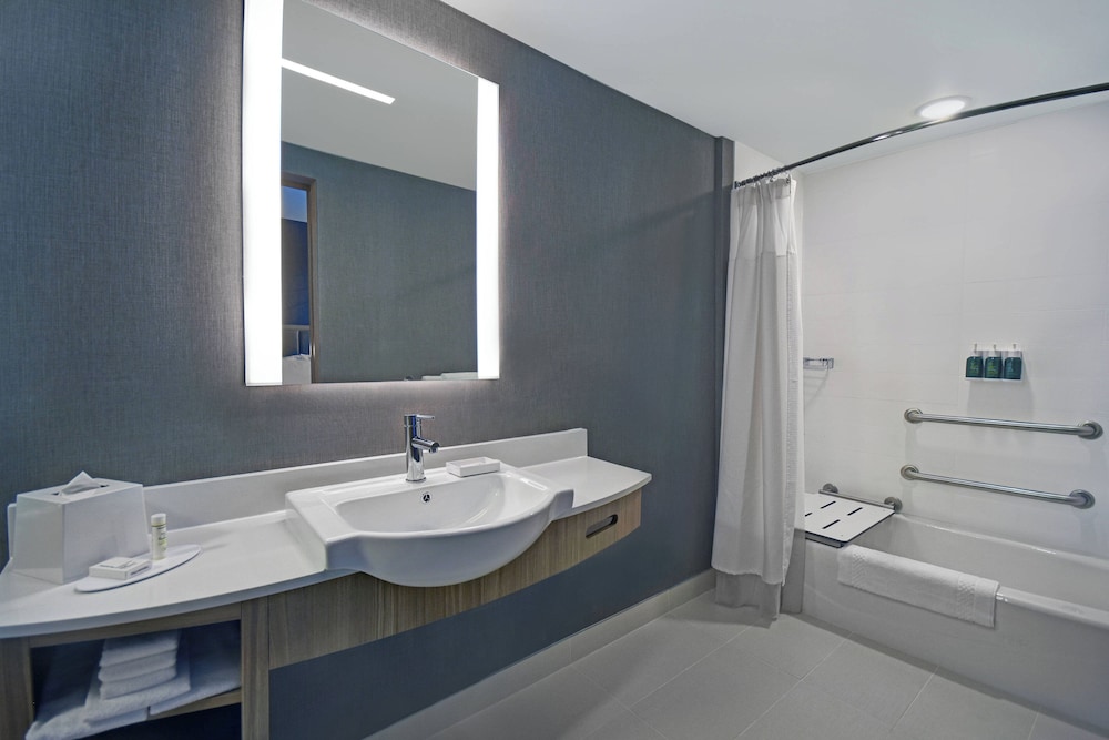 Suite, Multiple Beds