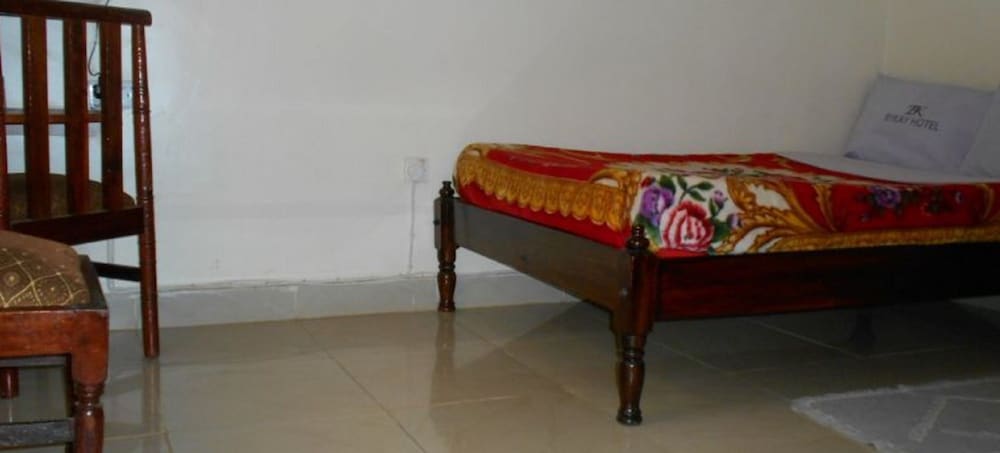 Standard Room photo 2