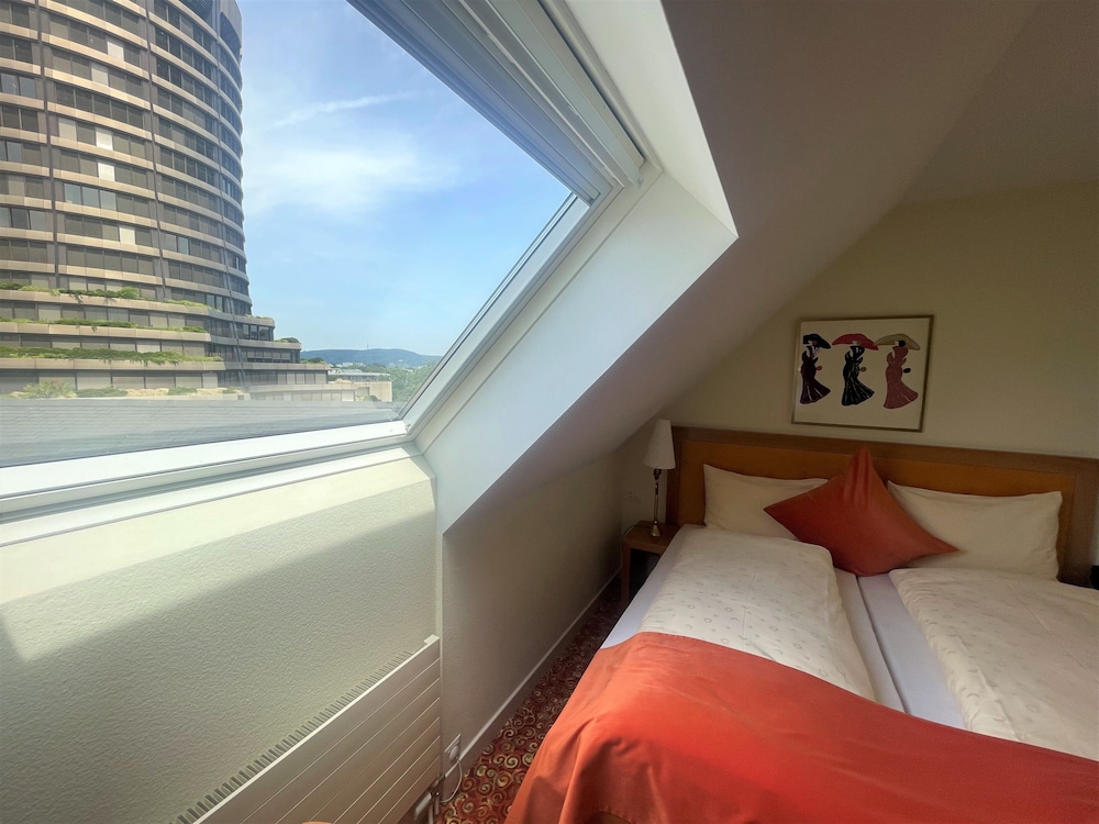 Superior Twin Room, 2 Twin Beds - Photo 23