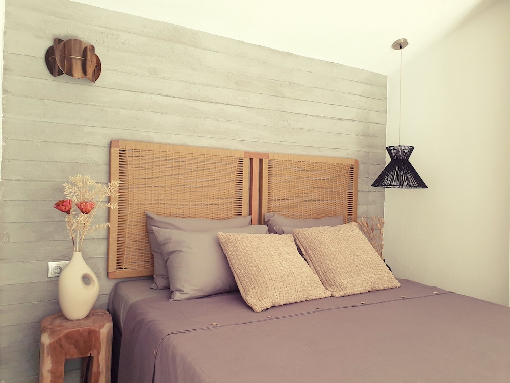 Deluxe Maisonette